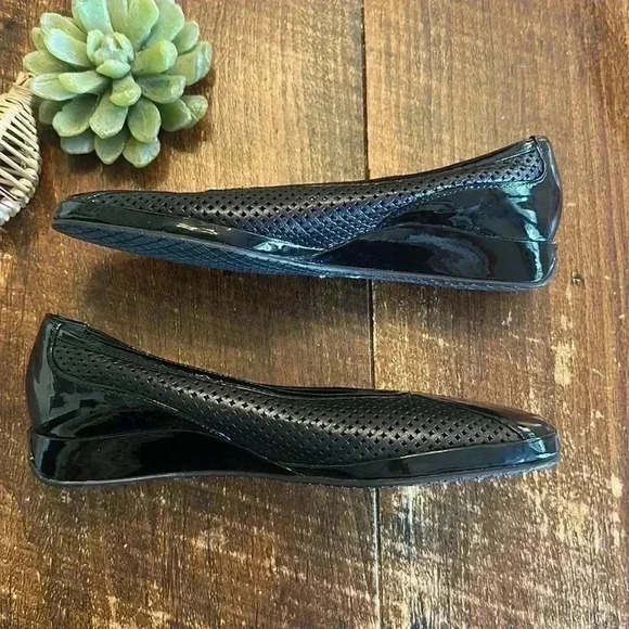 Amalfi by Rangoni | “Erana” Low Wedge Flats, Patent &?Perforated Leathers - Picture 4 of 7